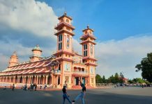 Chiêm ngưỡng vẻ đẹp của Tòa Thánh Tây Ninh – di sản kiến trúc độc đáo bậc nhất miền Đông Nam Bộ tham quan Tòa Thánh Tây Ninh