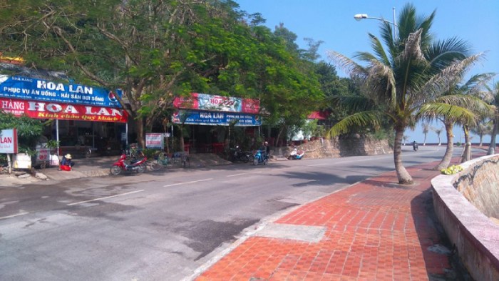 kinh nghiệm du lịch Đồi Rồng Hải Phòng chọn quán ăn ngon