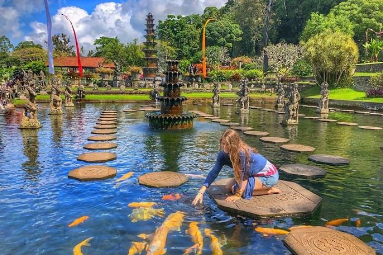 Cung điện nước Tirtagangga