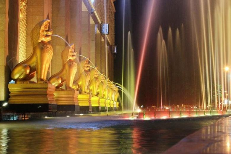 Bờ sông bốn mặt