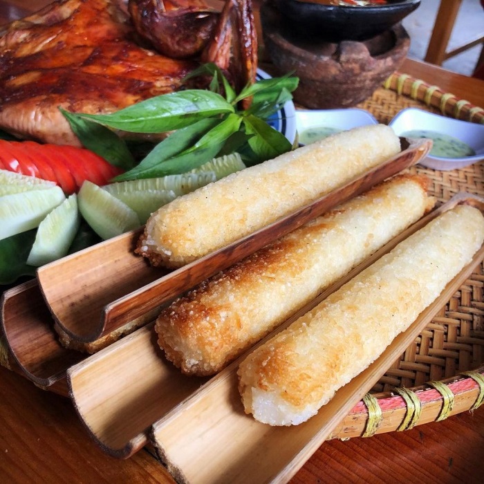 Thưởng thức cơm lam Sapa