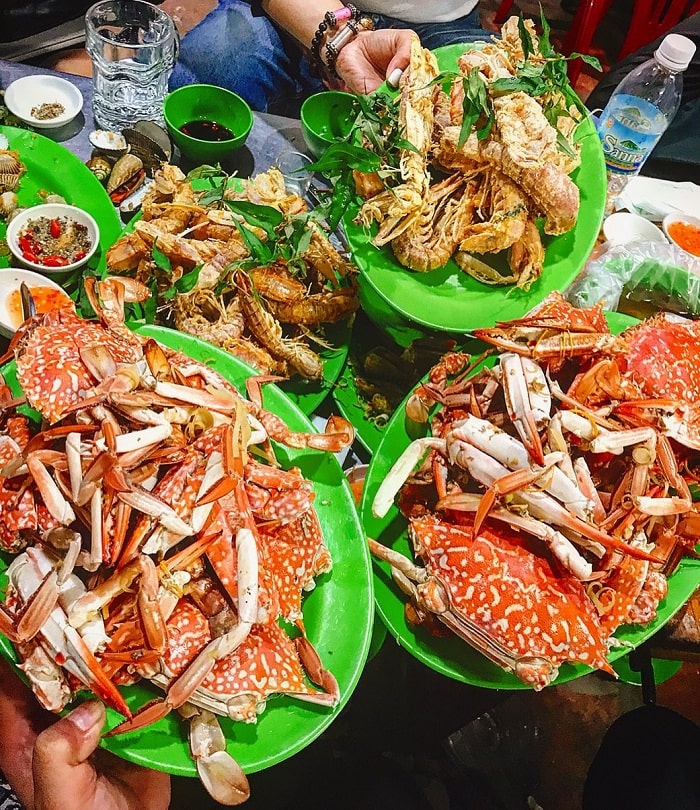 Thưởng thức hải sản Nha Trang thơm ngon