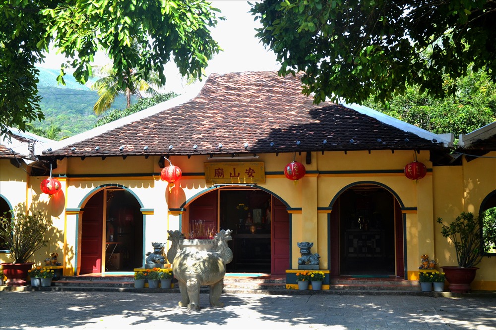 mieu-ba-phi-yen_2
