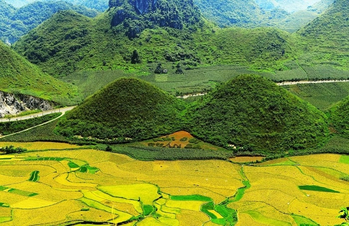 Tham quan Núi Đôi Cô Tiên 