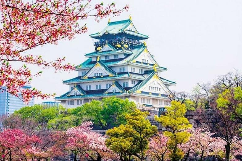 Lâu đài Osaka
