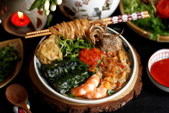 Hương vị hấp dẫn khi thưởng thức bánh đa cua