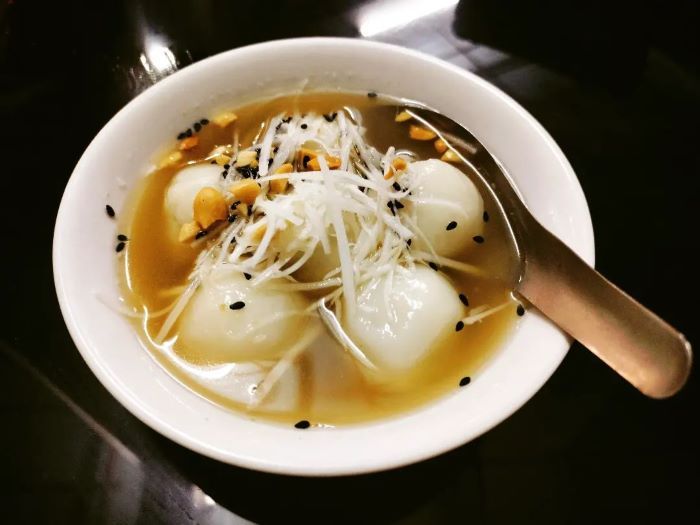 Đến Hải Phòng nhất định phải thưởng thức sủi dìn