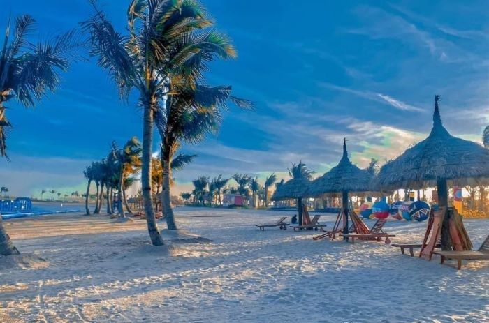 Bãi biển Đồ Sơn là điểm hút khách du lịch ở Hải Phòng