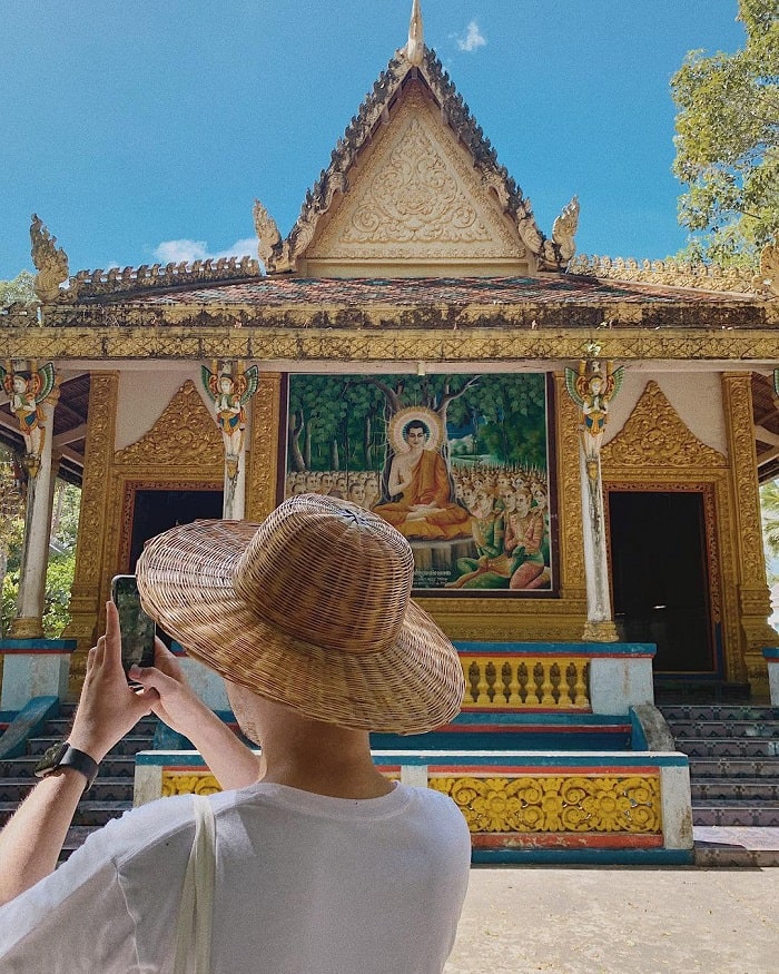 Viếng thăm chùa Dơi