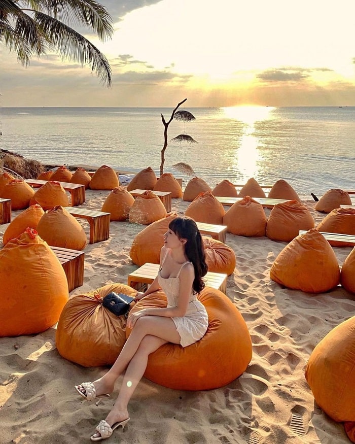 Sống ảo ở Tiki Beach