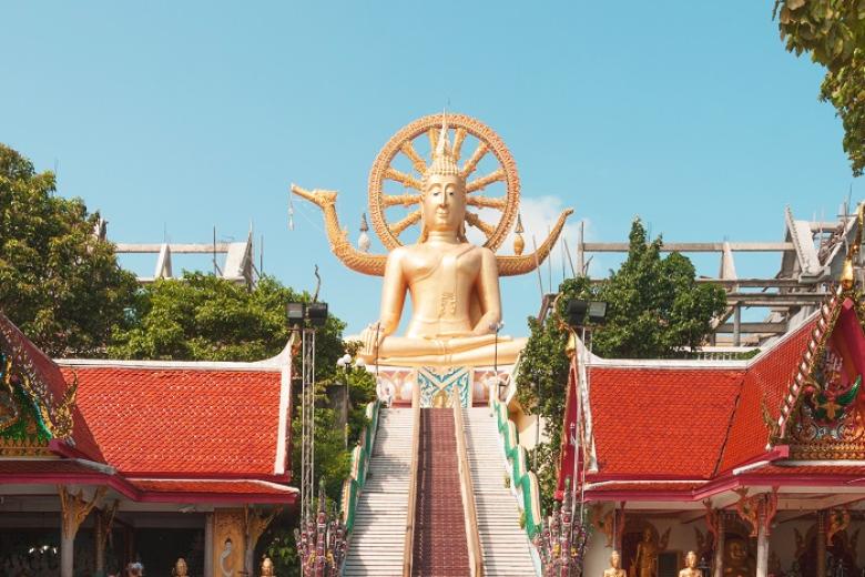 Chùa Wat Phra Yai (Chùa Phật lớn)