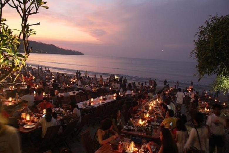 Nhà hàng bãi biển Jimbaran