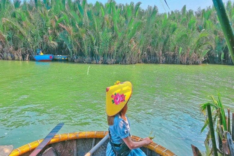 Rừng dừa Bảy Mẫu