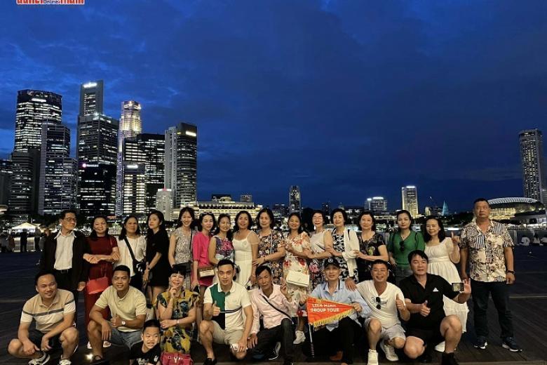 Singapore về đêm