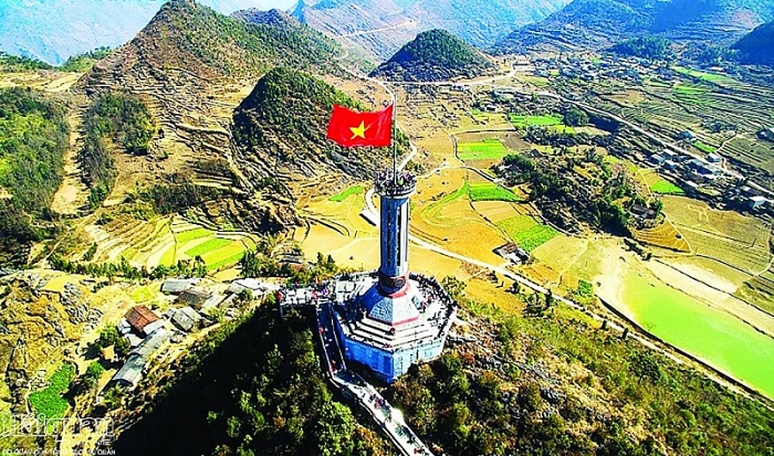 tour Tuyên Quang - Hà Giang - Cao Bằng từ Hồ Chí Minh Cột cờ Lũng Cú 