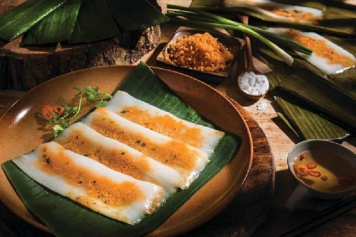 Thưởng thức bánh nậm để trải nghiệm ẩm thực Đà Nẵng 