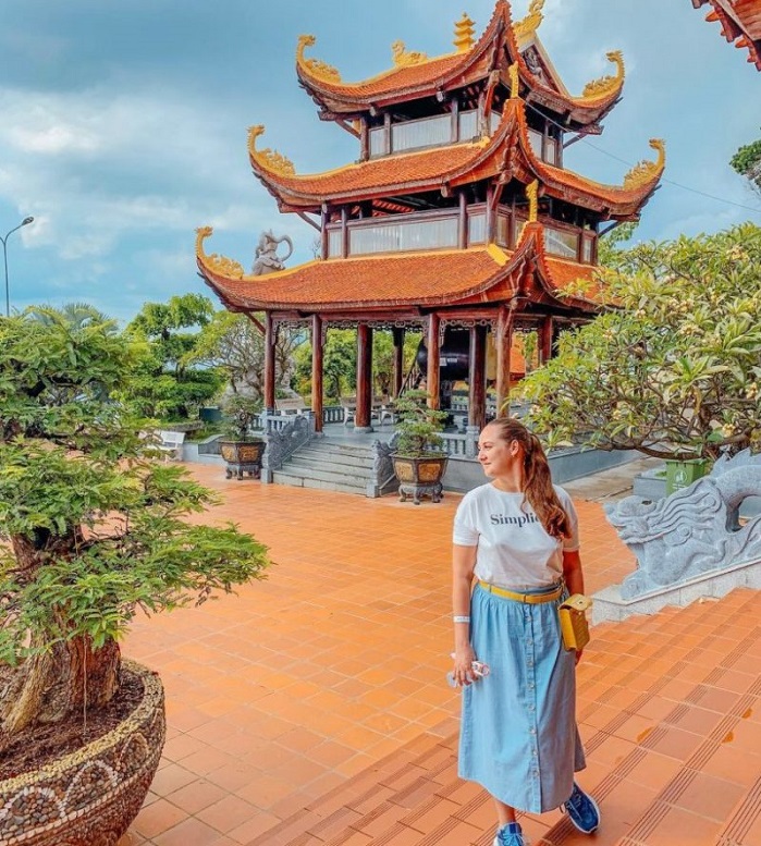 Tour Phú Quốc Vinpearl Land thăm chùa Hộ Quốc
