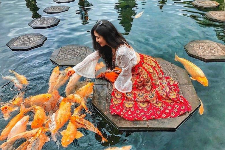 Cung điện nước Tirta Gangga Bali