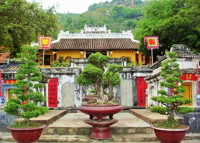 Tour HCM - Châu Đốc - Miếu Bà - Núi Cấm 1N1Đ thăm lăng Thoại Ngọc Hầu