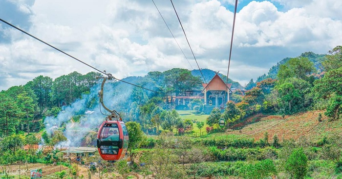  Trải nghiệm đi cáp treo đồi Robinson trong Tour du lịch Nha Trang Đà Lạt 4 ngày 3 đêm