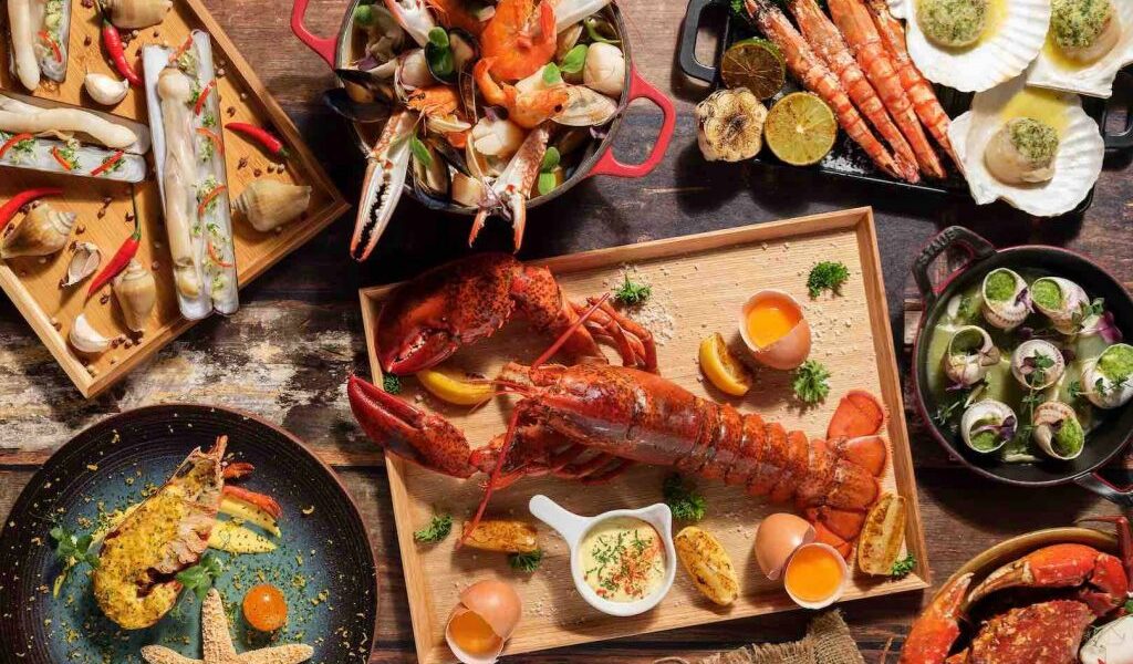 Thưởng thức hải sản tươi sống, thơm ngon tại Hồ Tràm