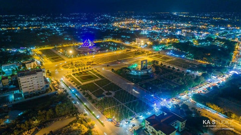 Thành phố Phan Rang - Tháp Chàm về đêm