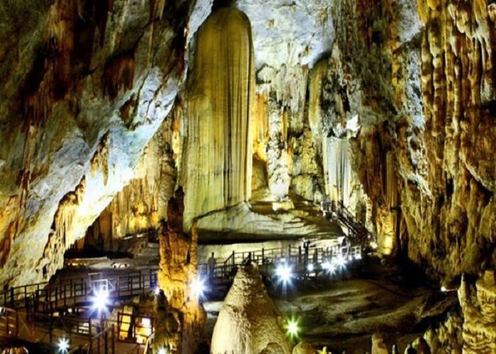 Tour Hạ long 2 ngày 1 đêm khám phá động Thiên Cung