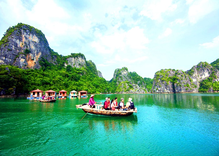 Tour Hạ long 2 ngày 1 đêm khám phá làng chài Vung Viêng