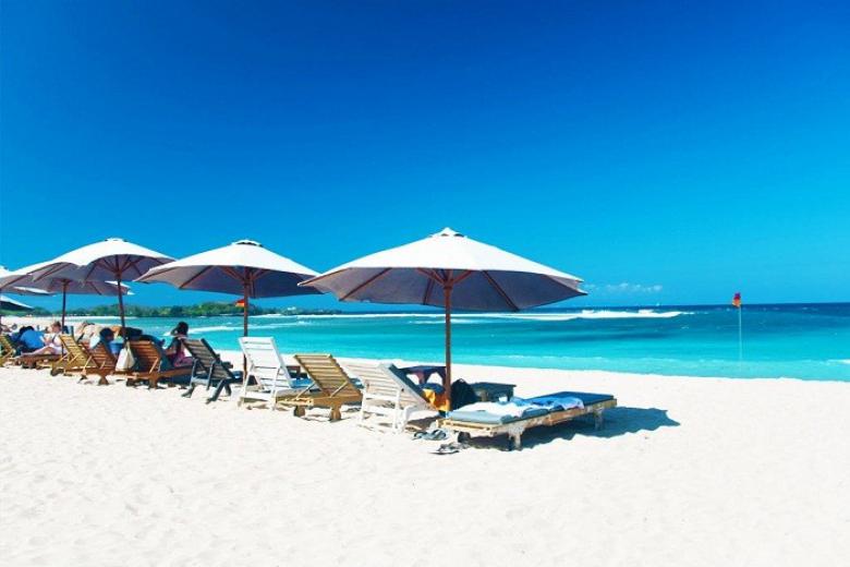 Bãi biển Tanjung Benoa