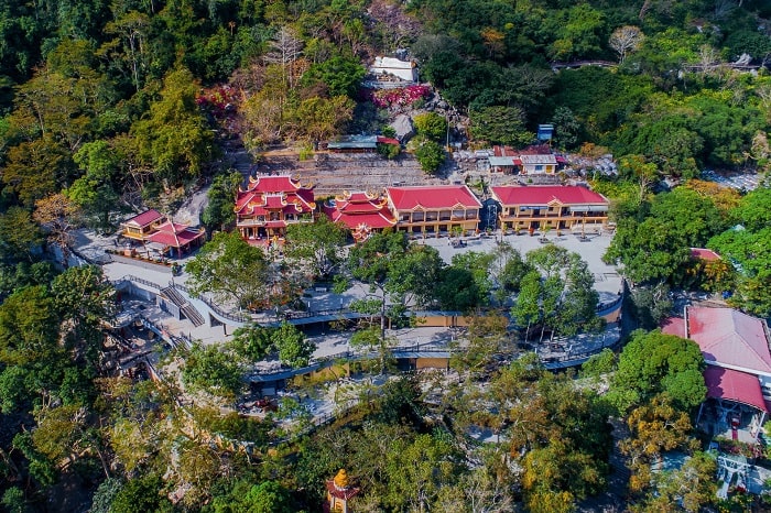 Tour du lịch Tây Ninh 1 ngày tham quan KDL Núi Bà Đen