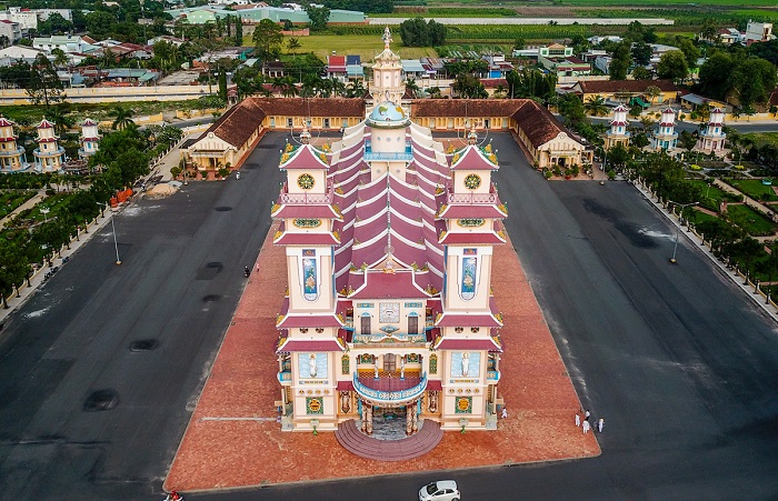 Tour du lịch Tây Ninh 1 ngày thăm Tòa Thánh Cao Đài