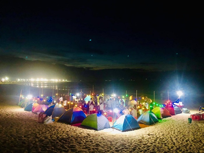 Tour cắm trại đêm Bãi biển FLC Nhơn lý - Quy Nhơn