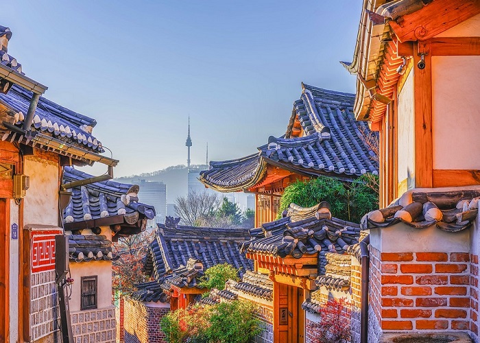 bukchon-hanok-village-1