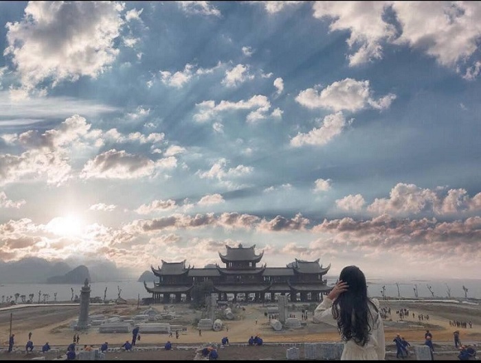 Tour miền Bắc giá rẻ 4N3Đ tham quan chùa Tam Chúc