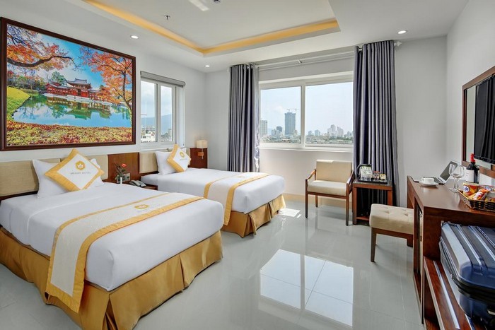 merry_hotel_phong2