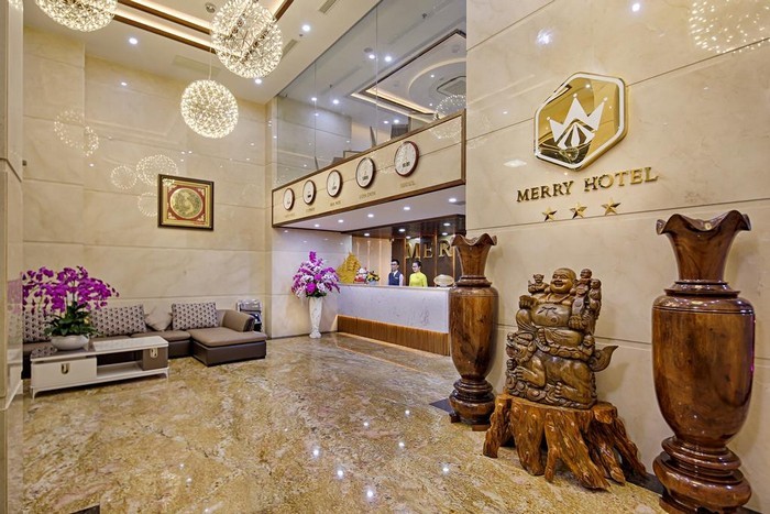 merry_hotel_sanh