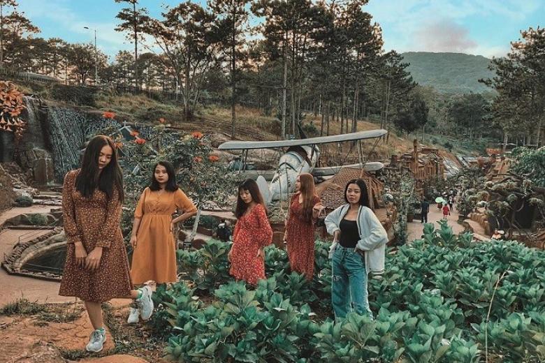 Đường hầm đất sét Đà Lạt