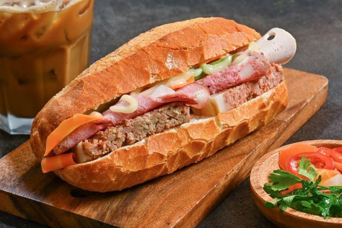 Đặc sản của Sài Gòn phải kể đến bánh mì