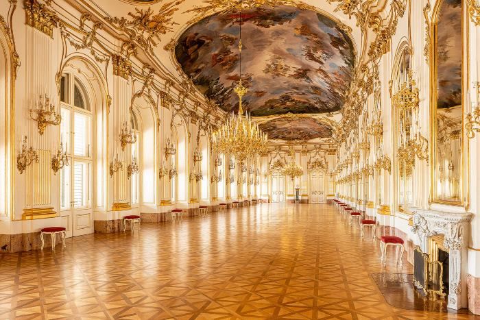 Cung điện hoàng gia Áo - Schönbrunn
