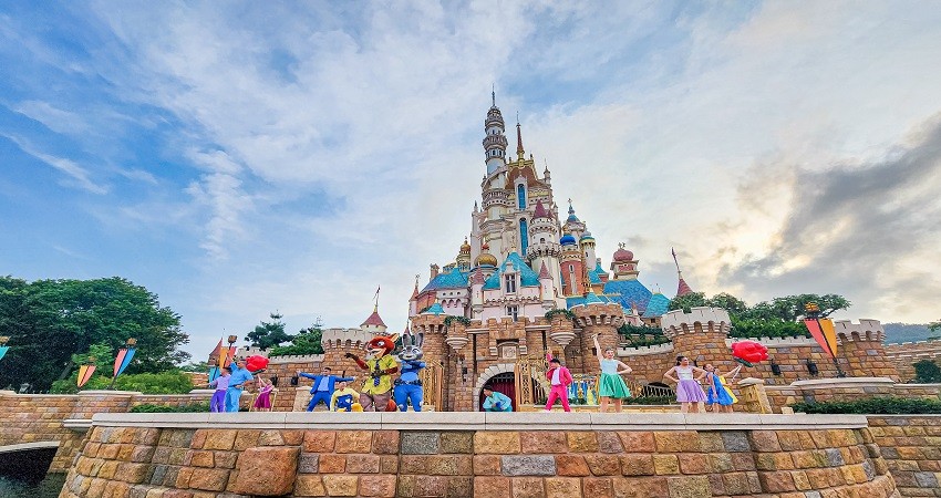 Công viên giải trí Disneyland Hồng Kông