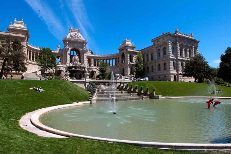 Cung điện Palais Longchamps