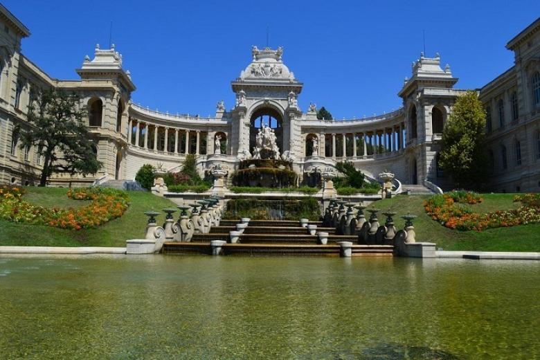 Cung điện Palais Longchamps