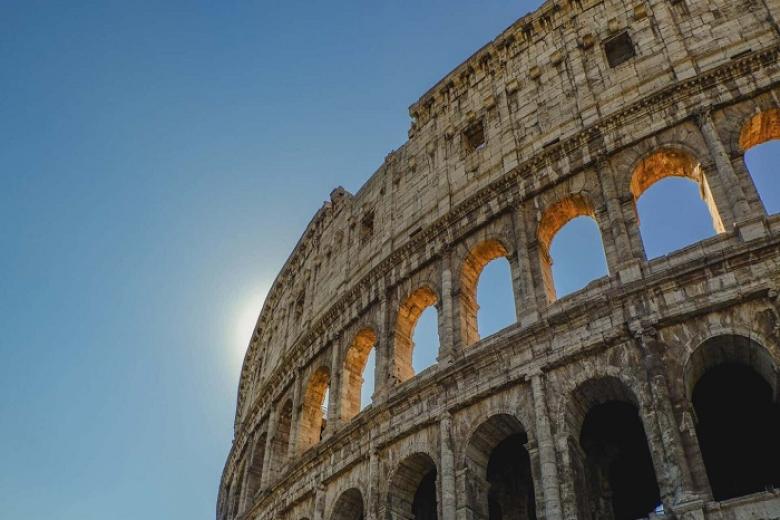 Đấu Trường La Mã Colosseum