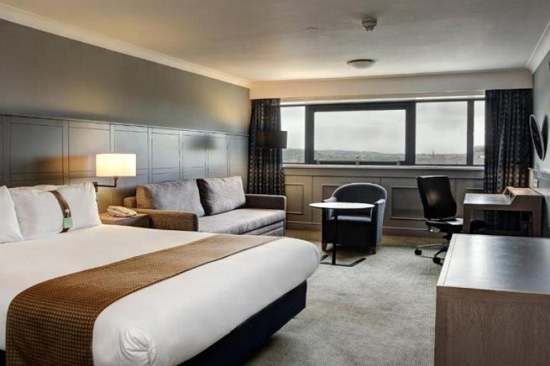 Holiday Inn Cardiff City Centre