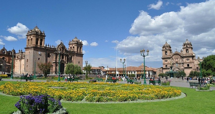 Quảng trường Plaza de Armas