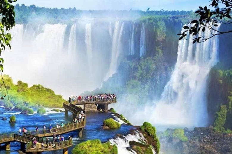 Thác nước Iguacu
