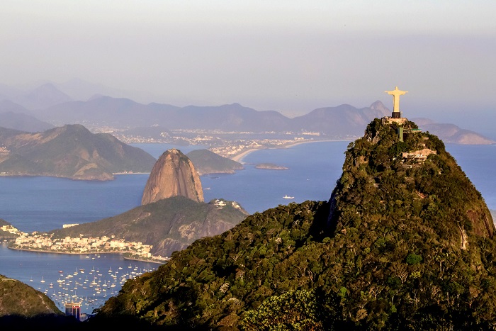 Tượng Chúa Cứu Thế Brazil