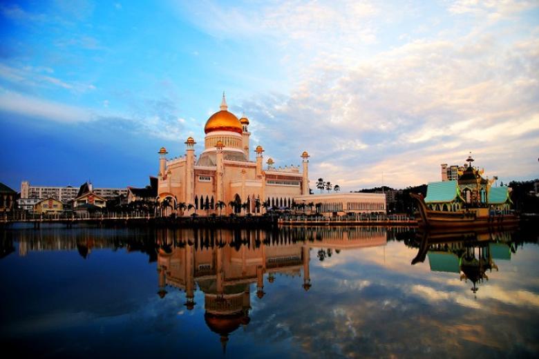 Nhà thờ Hồi Giáo Sultan Omar Ali Saifuddin