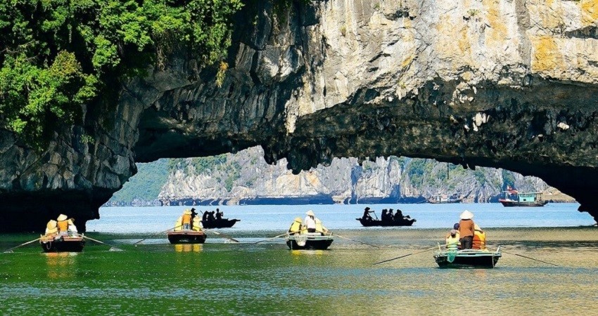 Hang Luồn 