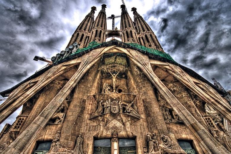 Nhà thờ Sagrada Familia